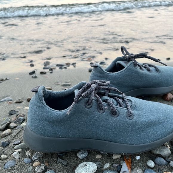 ALLBIRDS, **2 PAIR** Women’s Wool Runners, Storm (Blue Grey Sole), Size:10 - Picture 1 of 13
